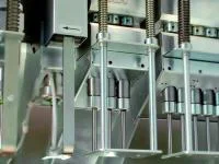 Трехшпиндельная головка Nagel Трехшпиндельная головка Nagel